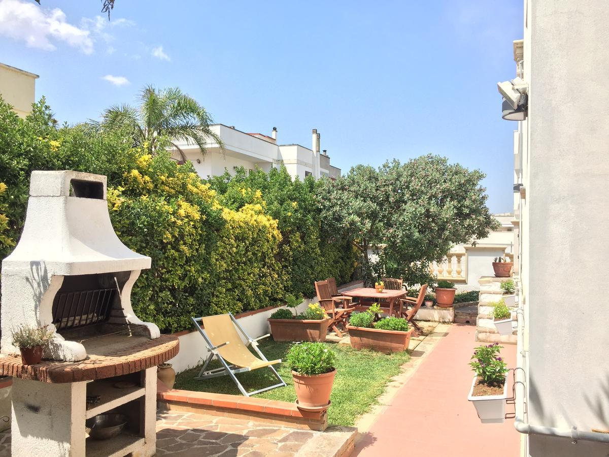 Casa Vacanza Zia Dani Castro  Kültér fotó